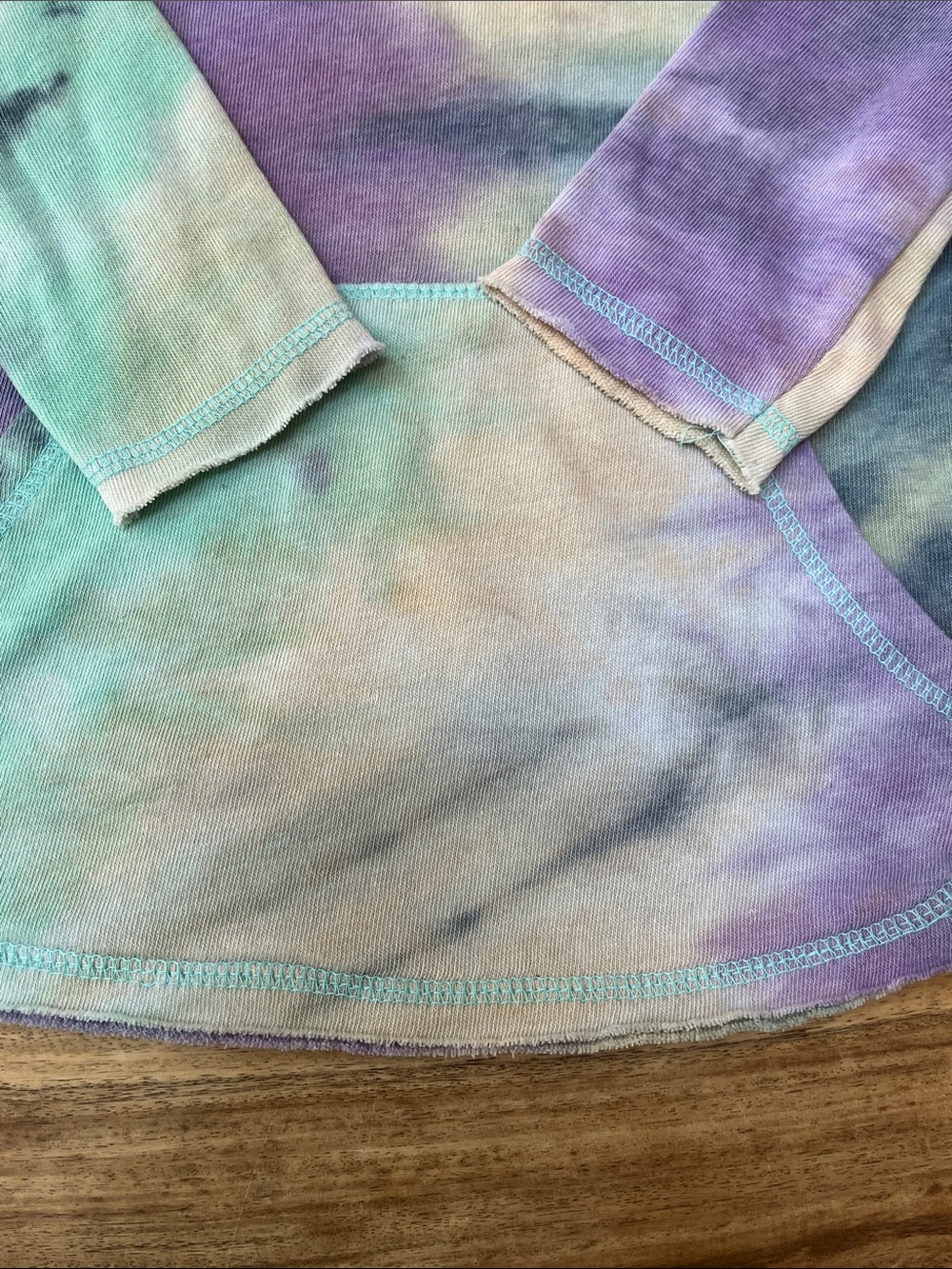 Cali Vibes Tie-Dye Hoodie Pullover - Multicolor - Picture 6 of 8